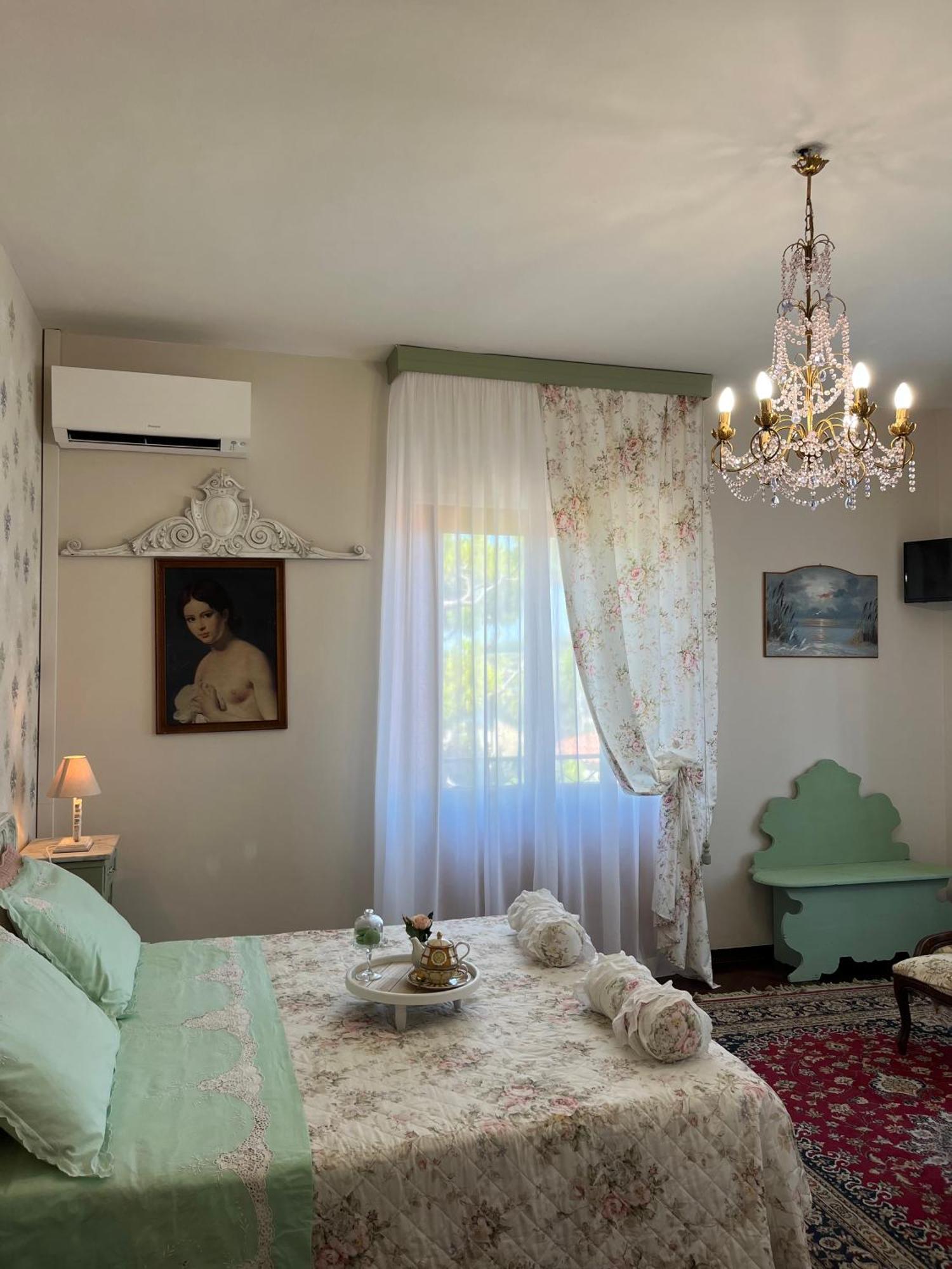 كولونيلا Salge B&B Residenza Di Charme المظهر الخارجي الصورة